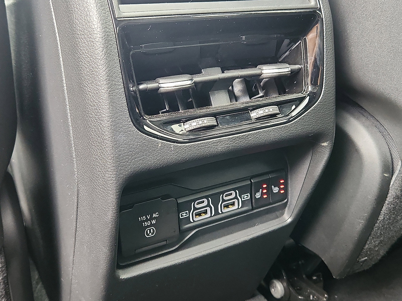 Certified 2025 Jeep Grand Cherokee Limited image 11