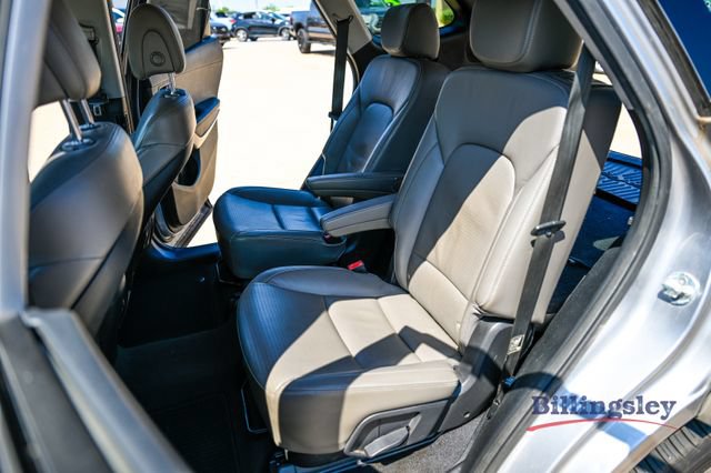 Used 2014 Hyundai Santa Fe Limited FWD image 11