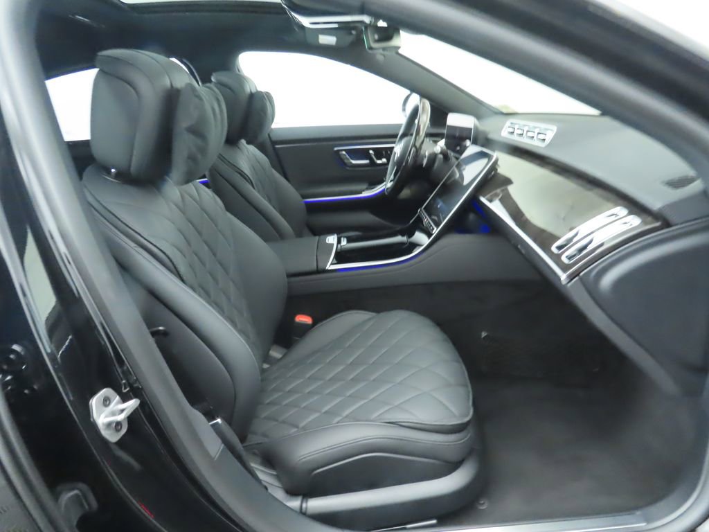 New 2026 Mercedes-Benz S 580e 4MATIC Sedan image 22