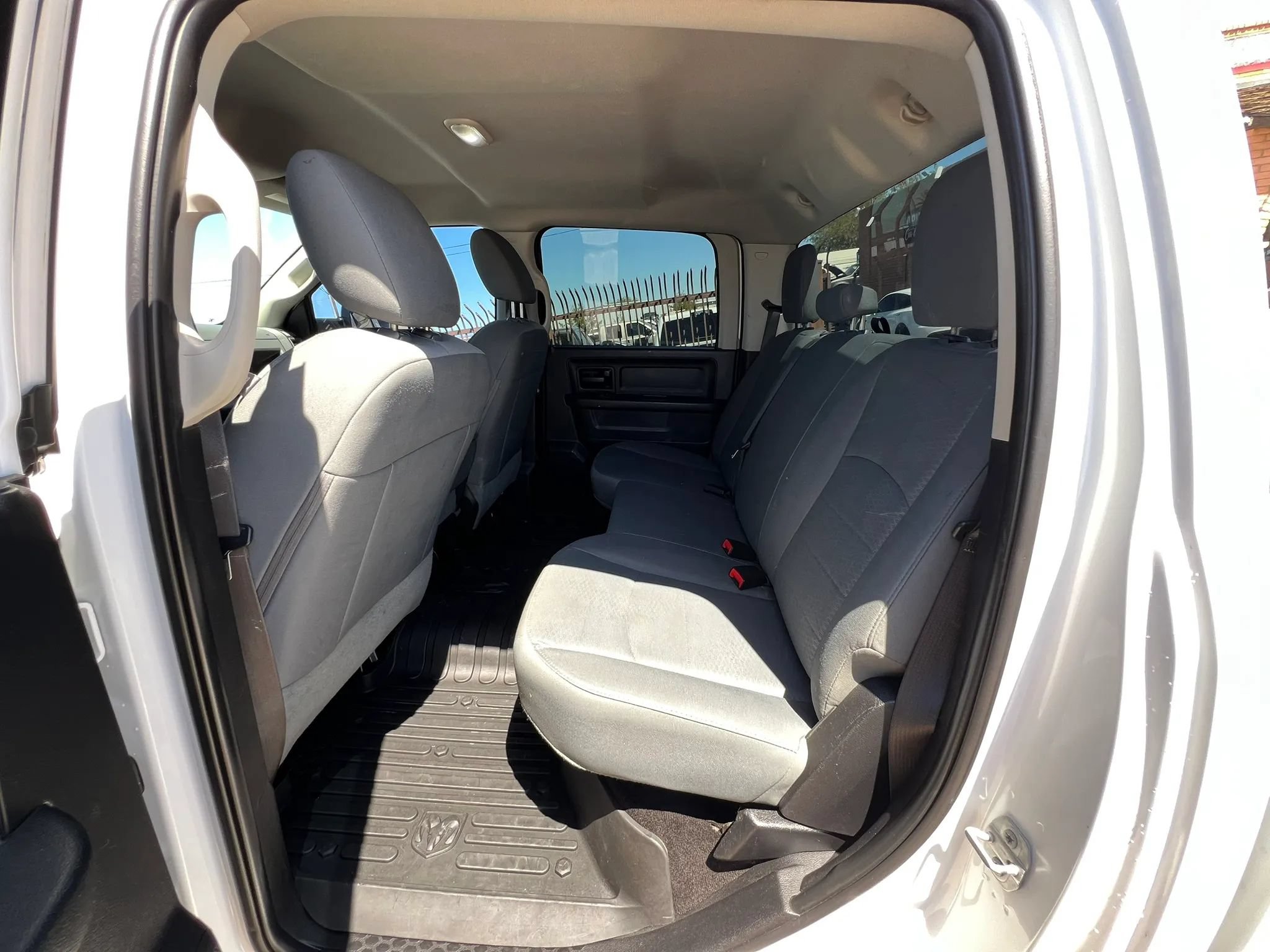 Used 2016 RAM 2500 Tradesman w/ Chrome Appearance Group AWD/4WD image 22