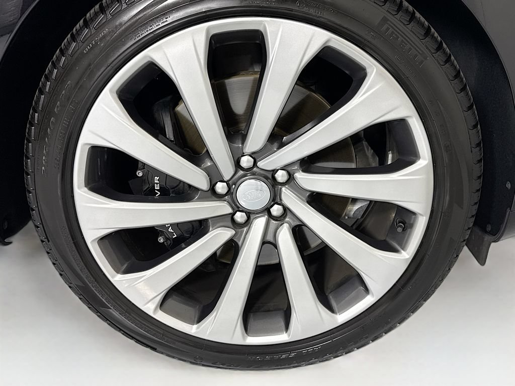 Used 2023 Land Rover Range Rover Long Wheelbase Autobiography AWD/4WD image 32