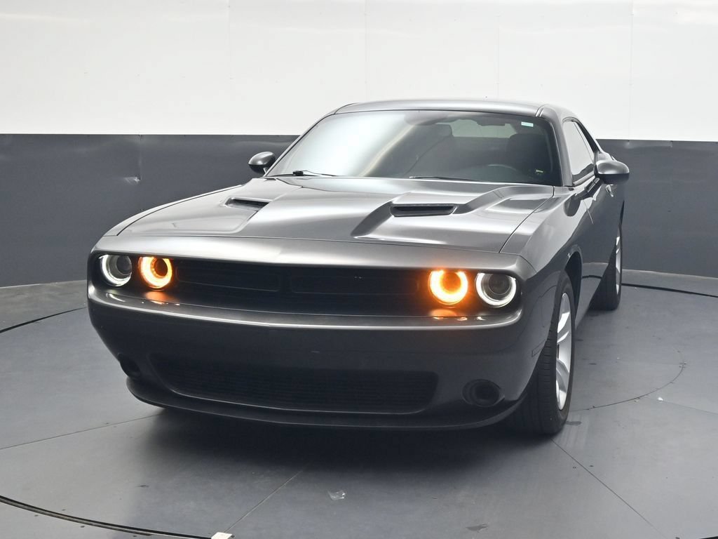 Used 2023 Dodge Challenger SXT RWD image 12