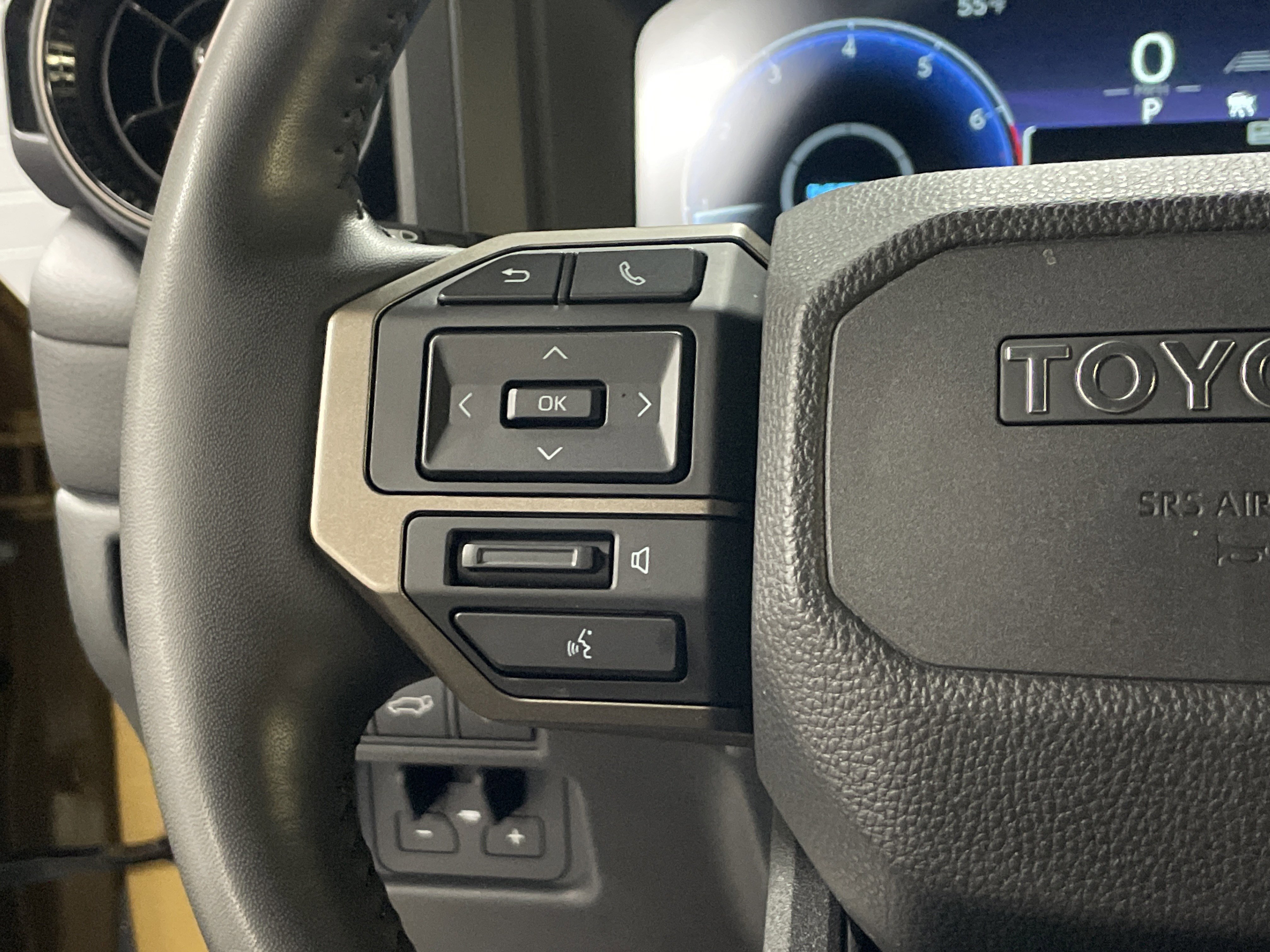 Used 2024 Toyota Land Cruiser image 19