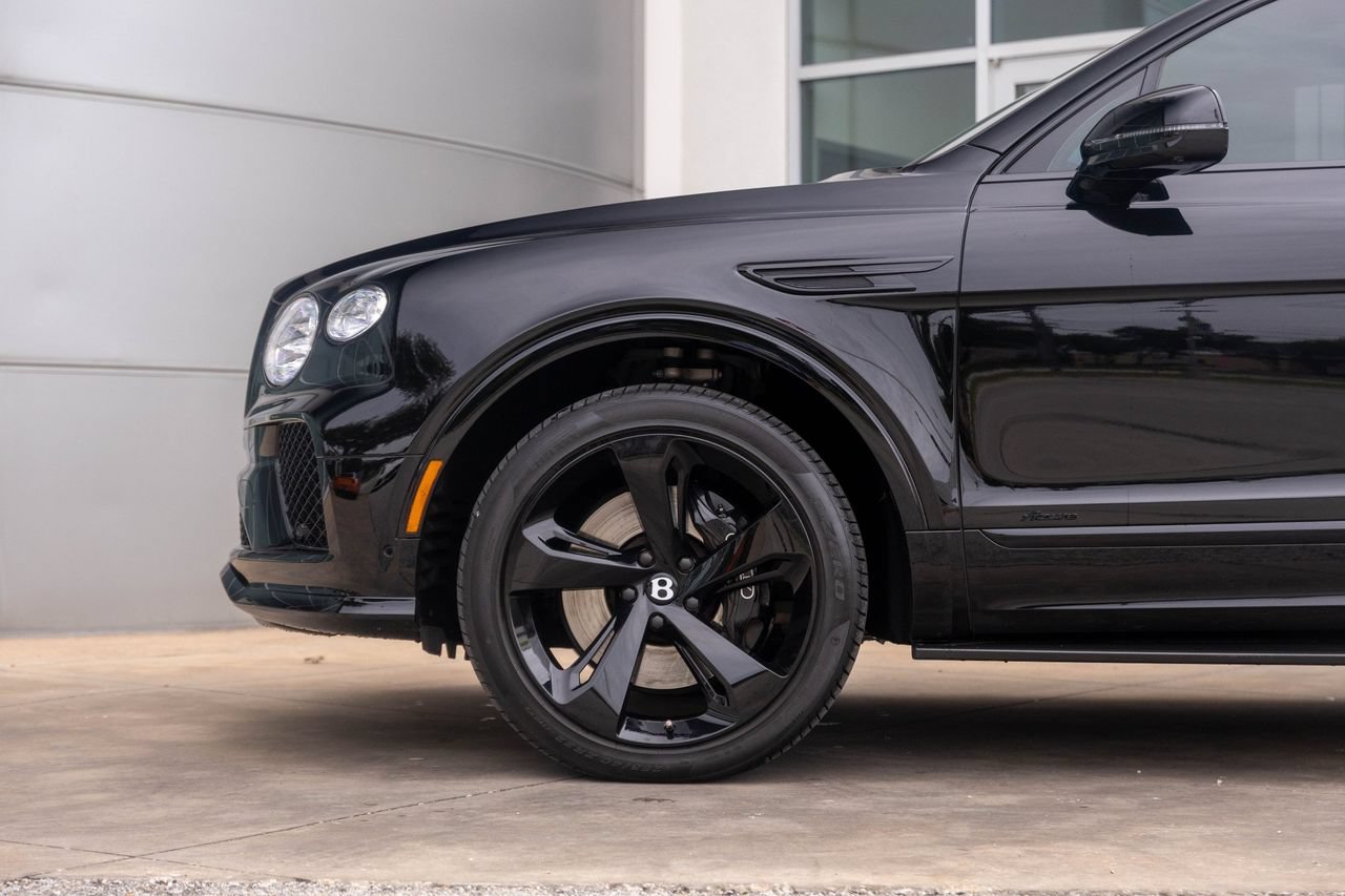 Certified 2024 Bentley Bentayga AWD/4WD image 21
