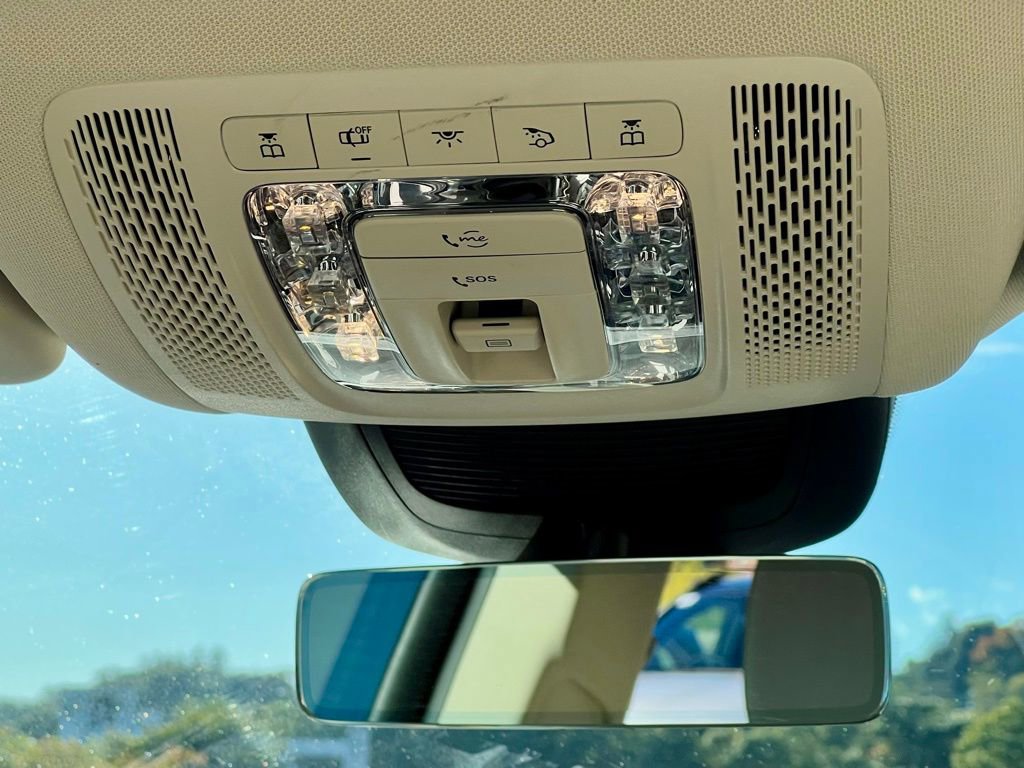 Certified 2023 Mercedes-Benz GLS 450 4MATIC image 33