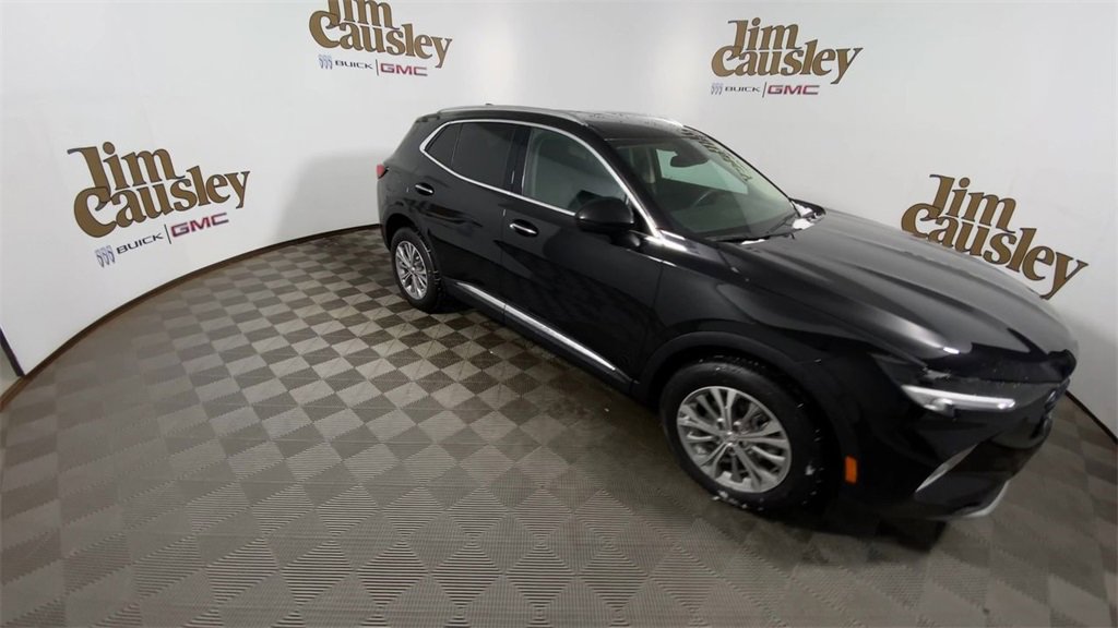 Used 2022 Buick Envision Preferred image 2
