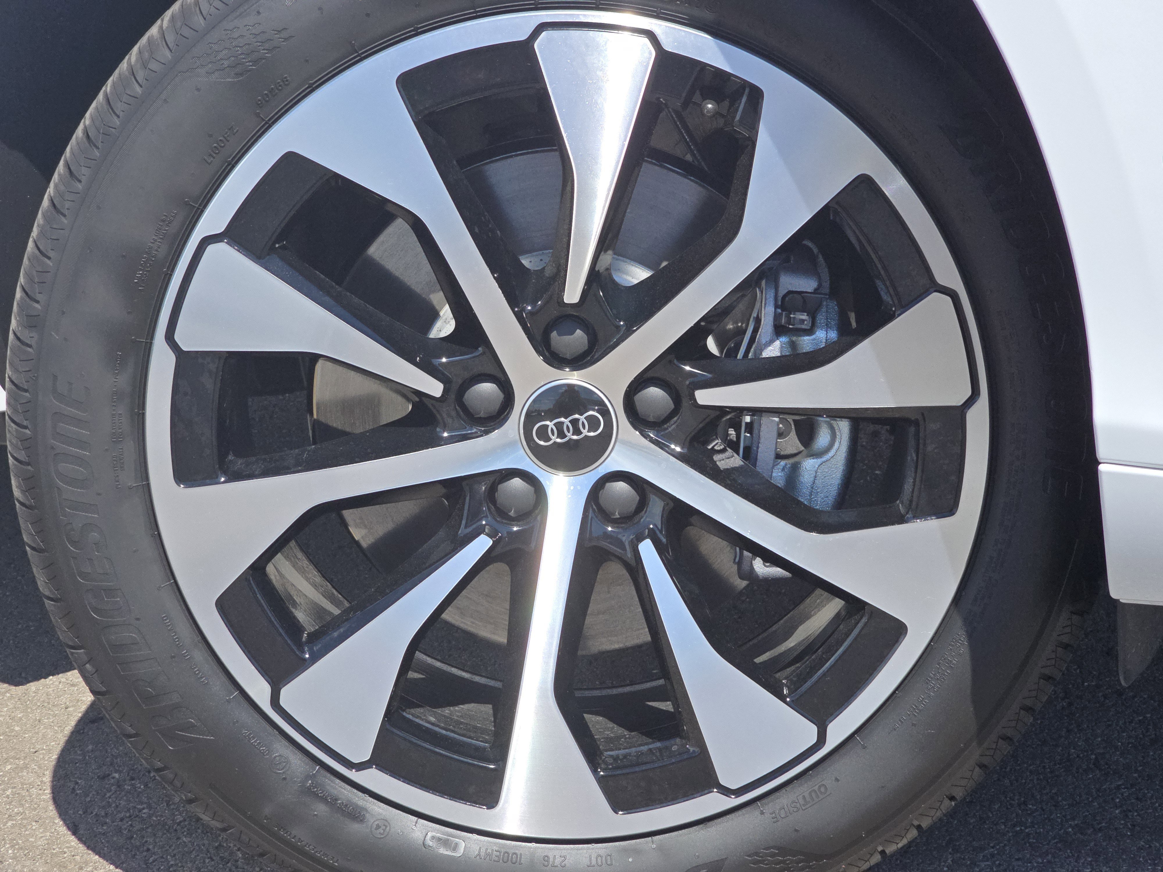 New 2026 Audi Q3 quattro 2.0T AWD/4WD image 17