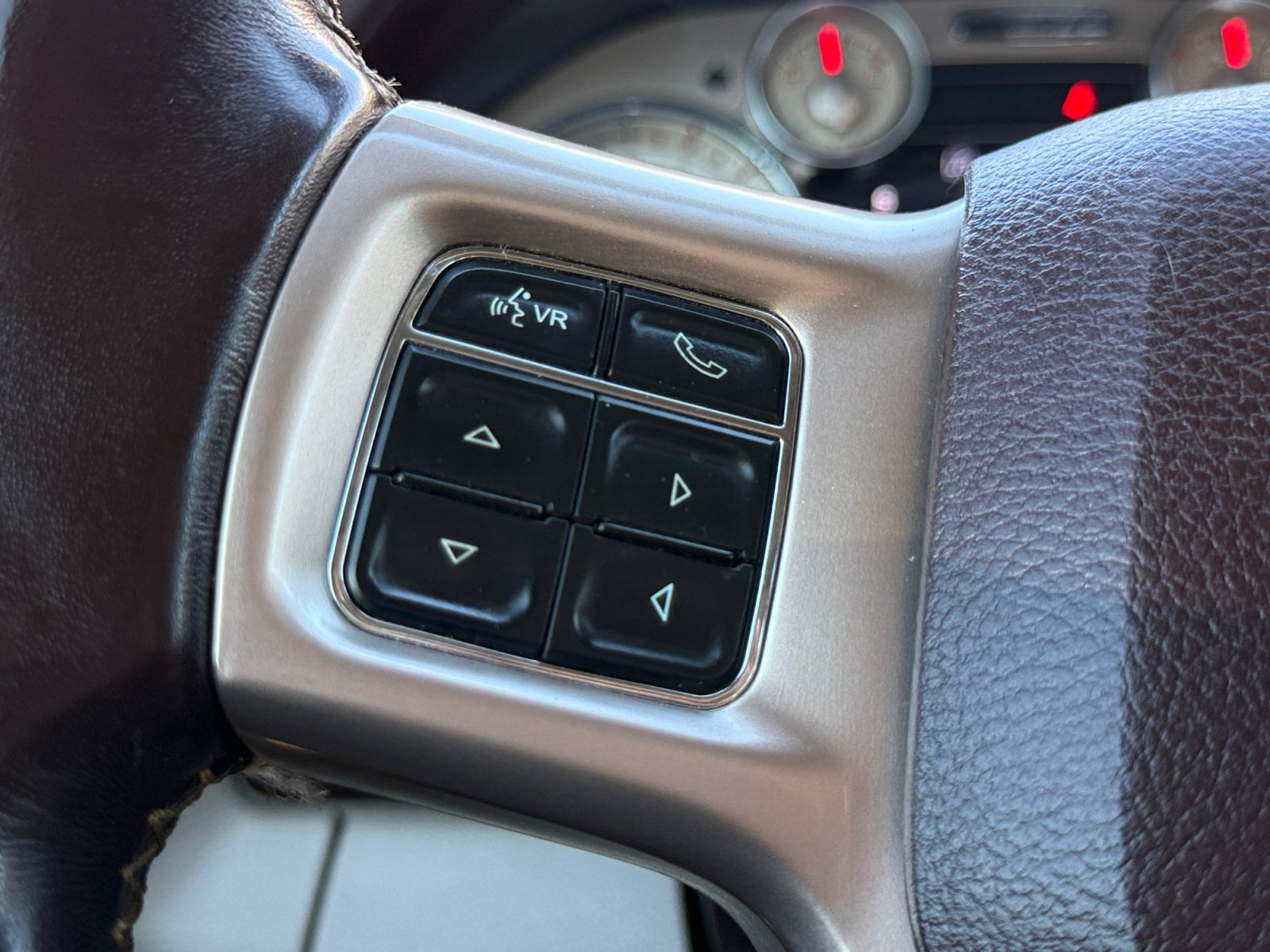 Used 2016 RAM 3500 Laramie Longhorn AWD/4WD image 18