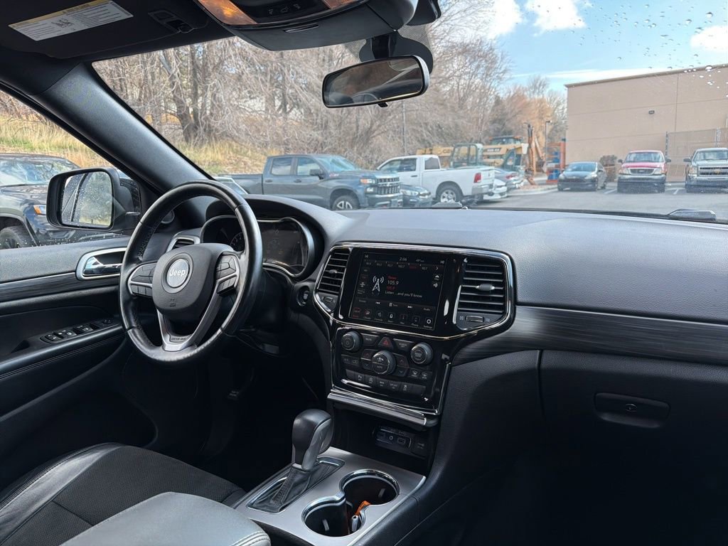 Used 2021 Jeep Grand Cherokee Laredo X image 18