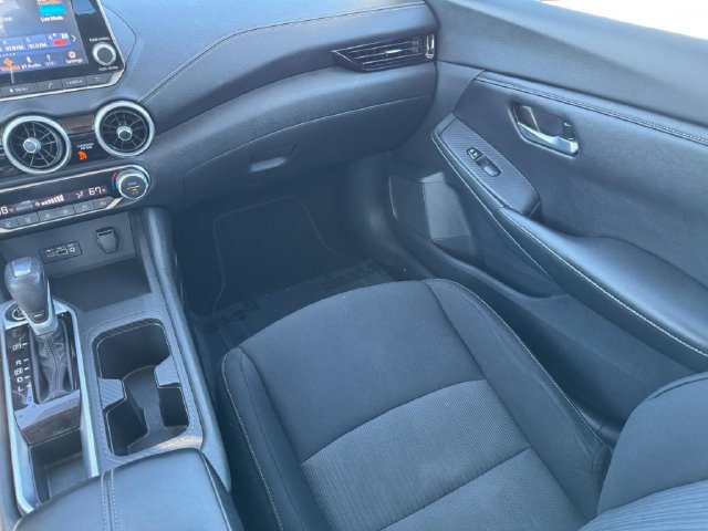 Used 2021 Nissan Sentra SV FWD image 18