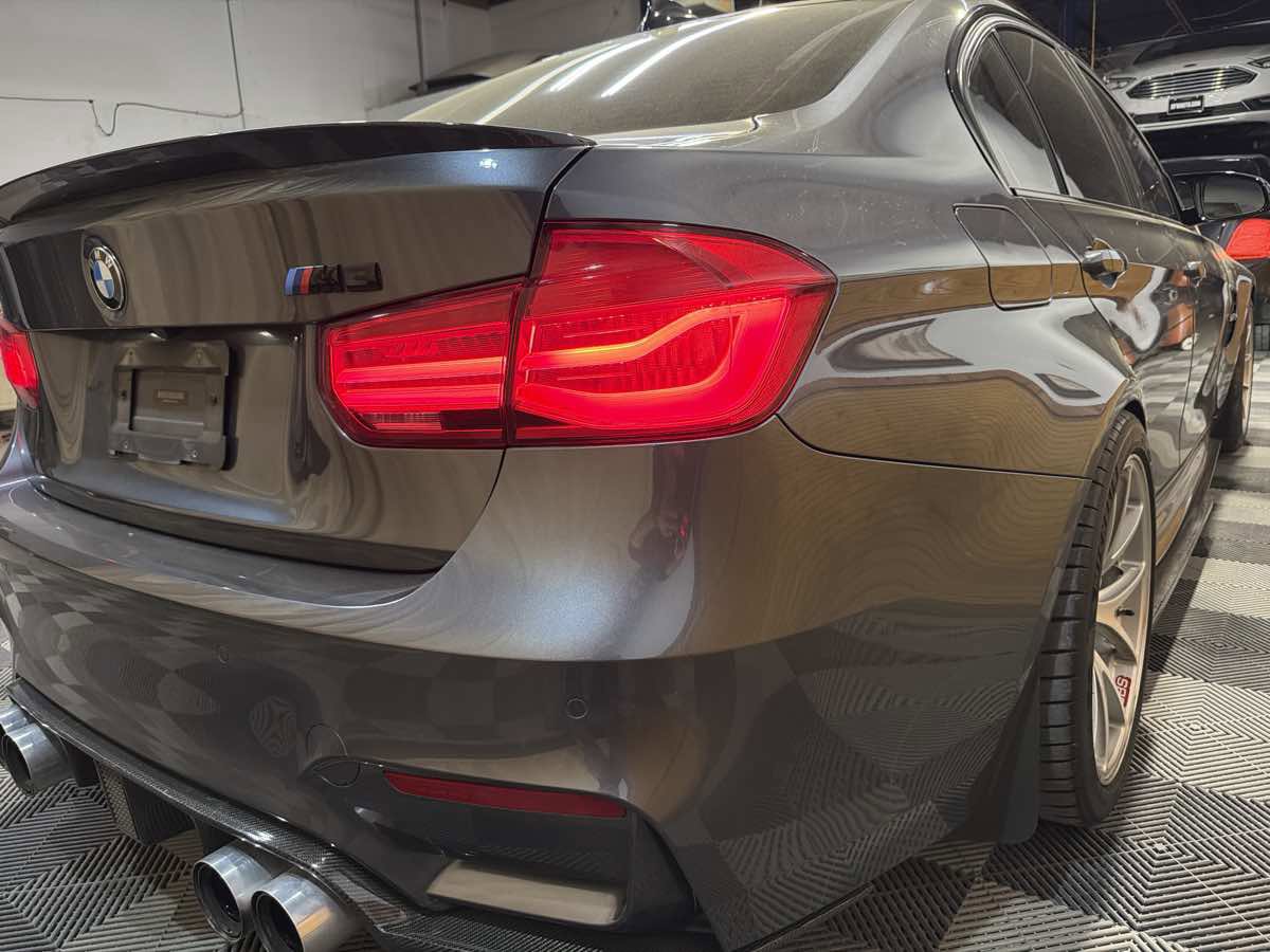 Used 2018 BMW M3 image 10