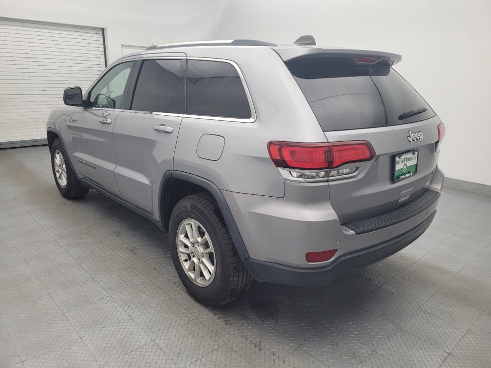 Used 2020 Jeep Grand Cherokee Laredo RWD image 5