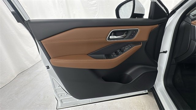 New 2026 Nissan Rogue Platinum w/ Platinum Premium Package image 19