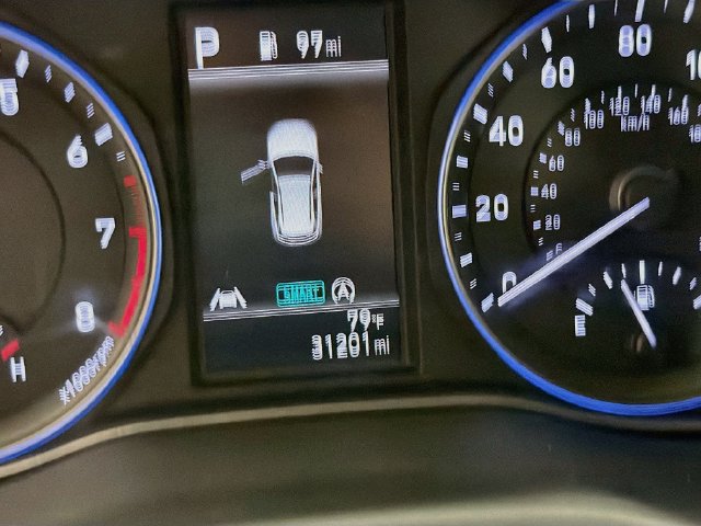 Used 2023 Hyundai Kona SE w/ Cargo Package AWD/4WD image 17