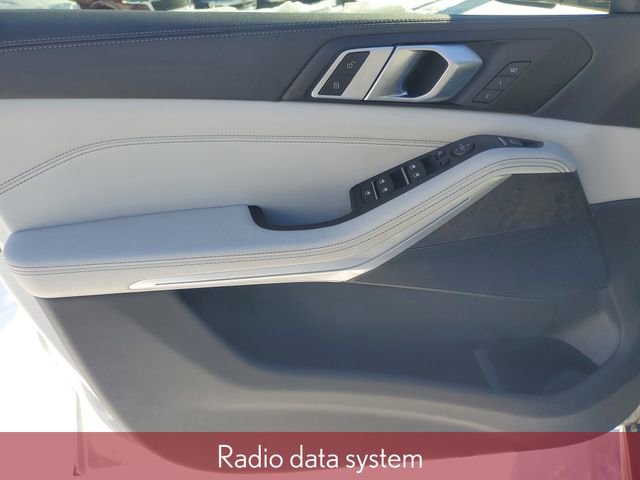 Used 2023 BMW X5 sDrive40i w/ Parking Assistance Package image 13