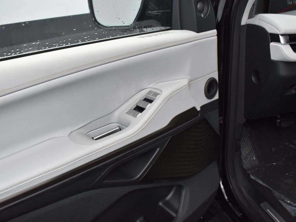 New 2026 Lincoln Navigator L Black Label AWD/4WD image 9