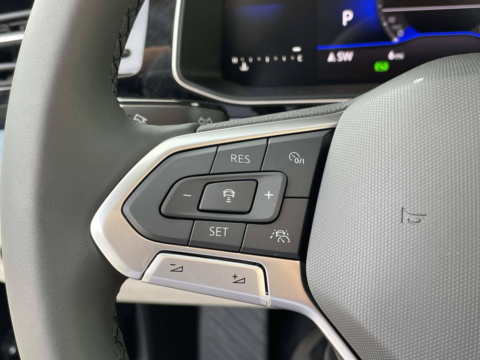New 2026 Volkswagen Jetta SE FWD image 7