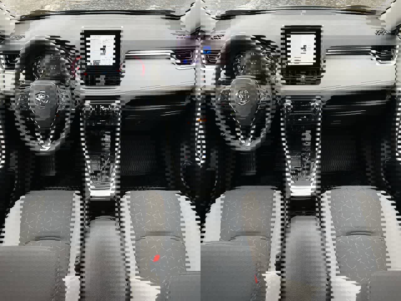 Used 2023 Toyota RAV4 XLE image 24