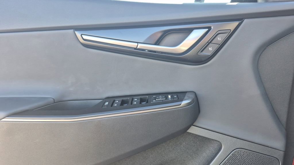 New 2025 Kia EV6 Wind image 6