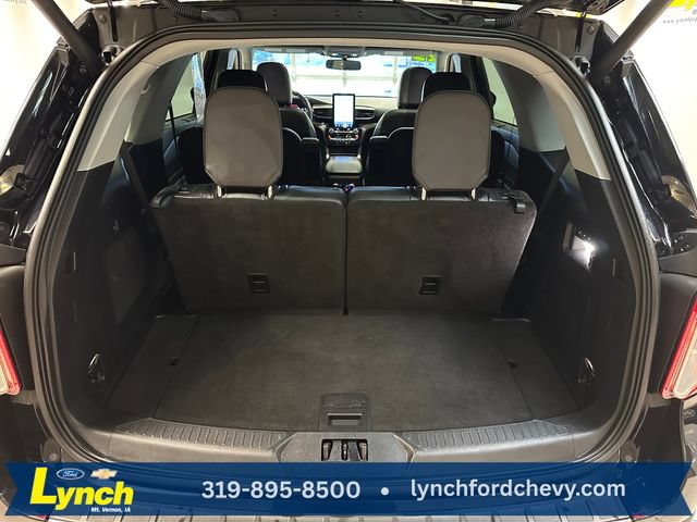 Used 2023 Ford Explorer Limited w/ Limited Technology Package AWD/4WD image 27