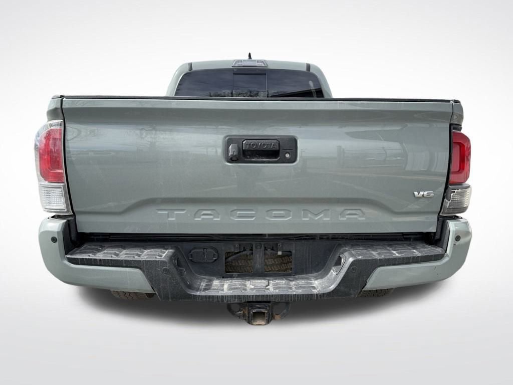 Used 2022 Toyota Tacoma TRD Off-Road image 5