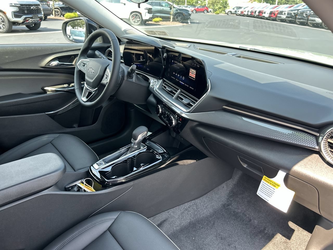 New 2026 Chevrolet Trax ACTIV w/ Driver Confidence Package FWD image 15