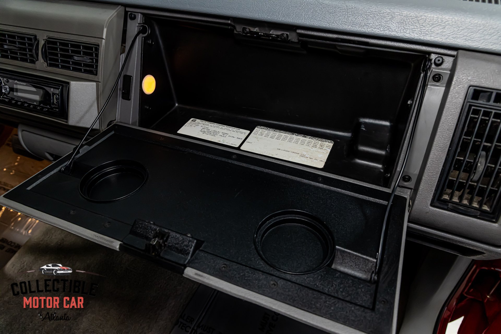 Used 1992 Chevrolet Silverado 1500 2WD Regular Cab image 81