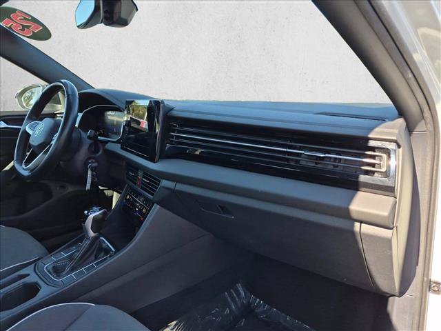 Used 2025 Volkswagen Jetta Sport FWD image 21