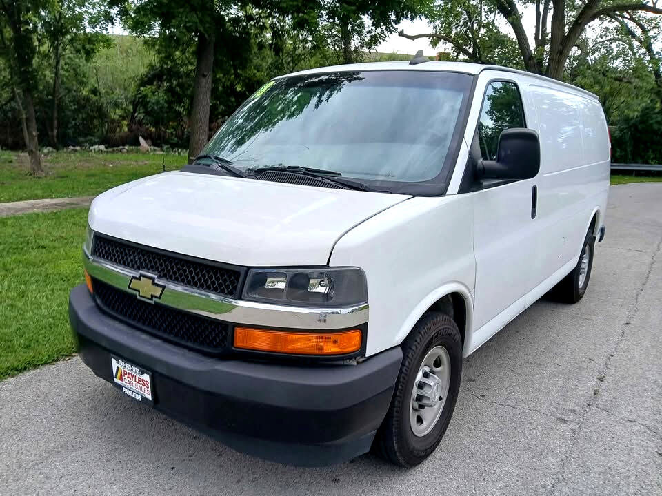 Used 2018 Chevrolet Express 2500 w/ Driver Convenience Package image 2