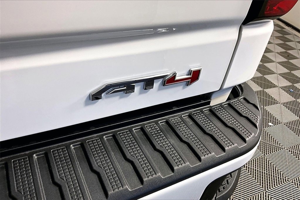 New 2026 GMC Sierra 1500 AT4 w/ AT4 Premium Package image 10