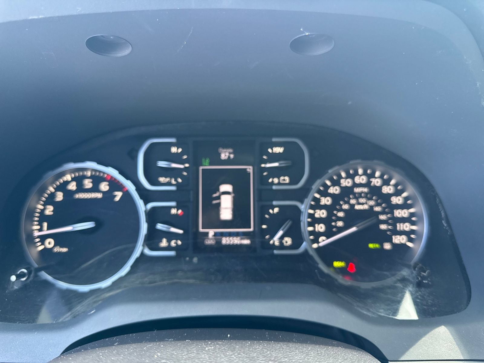 Used 2019 Toyota Tundra Platinum AWD/4WD image 31