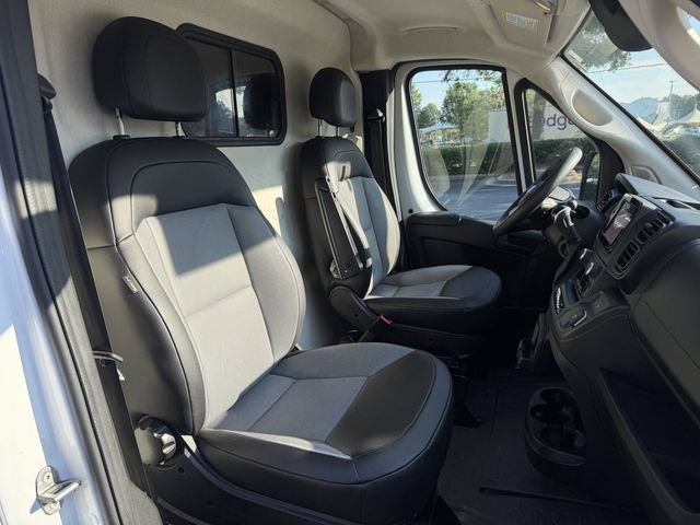 Used 2025 RAM ProMaster 2500 w/ Convenience Group FWD image 24