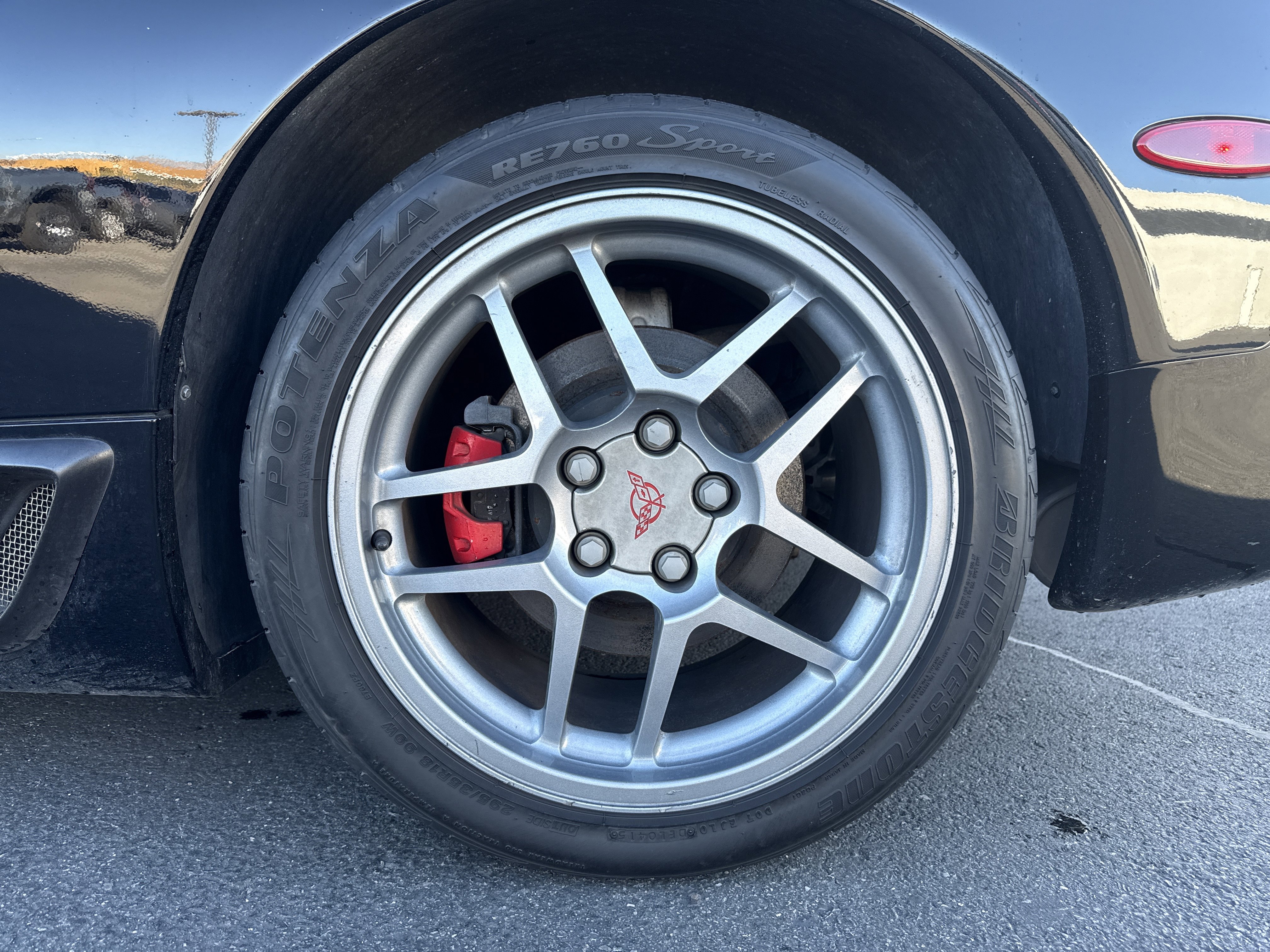 Used 2001 Chevrolet Corvette Z06 w/ Memory Pkg image 3