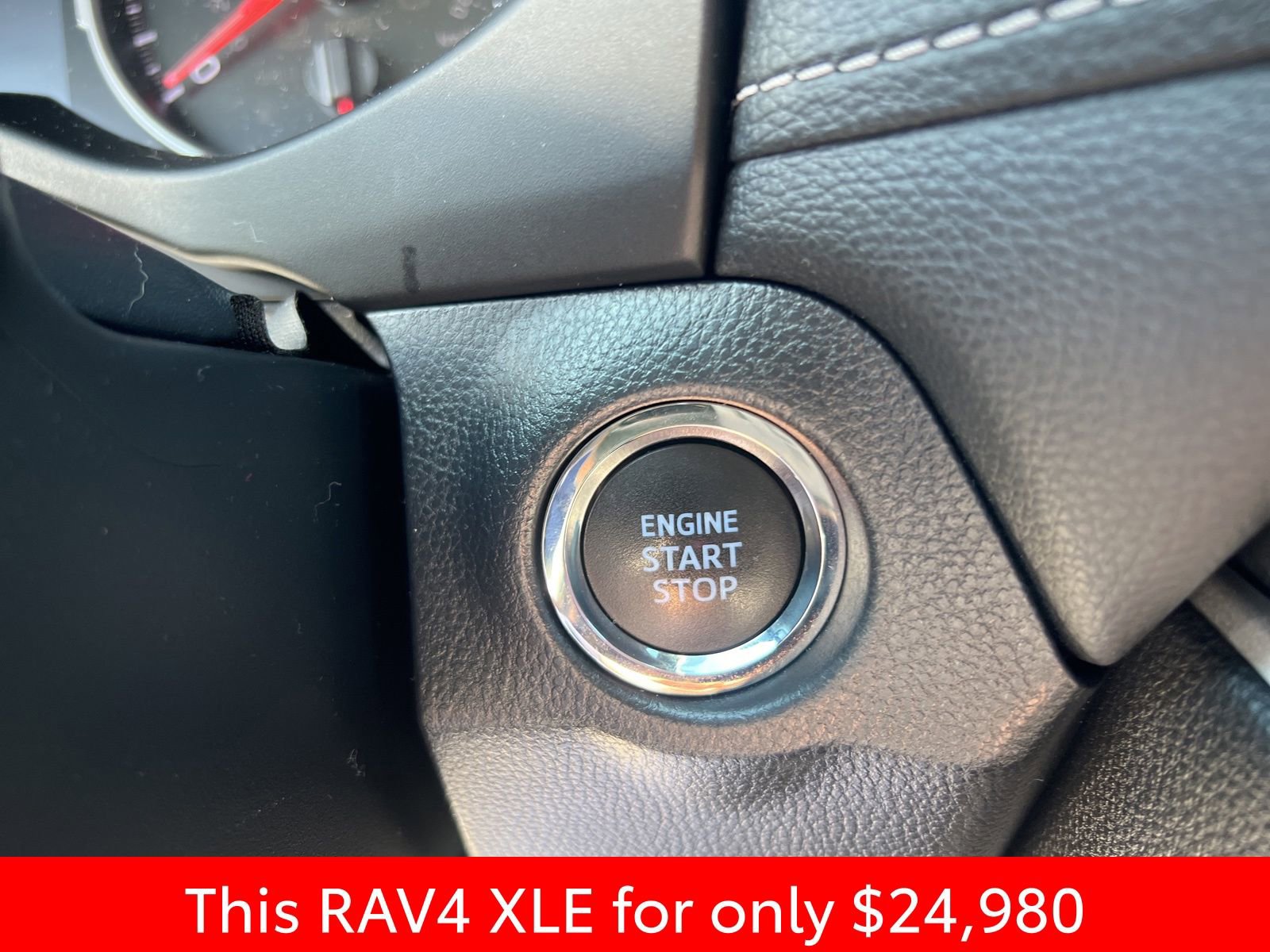 Used 2021 Toyota RAV4 XLE image 16