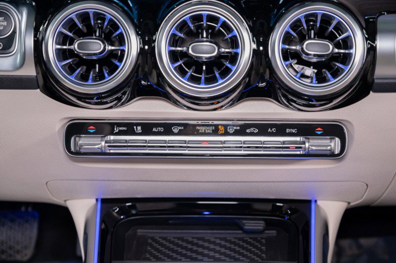 New 2026 Mercedes-Benz GLB 250 image 17