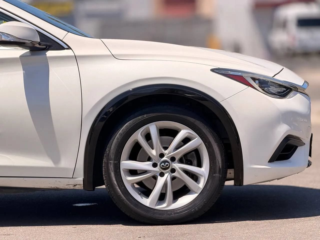 Used 2018 INFINITI QX30 FWD image 20