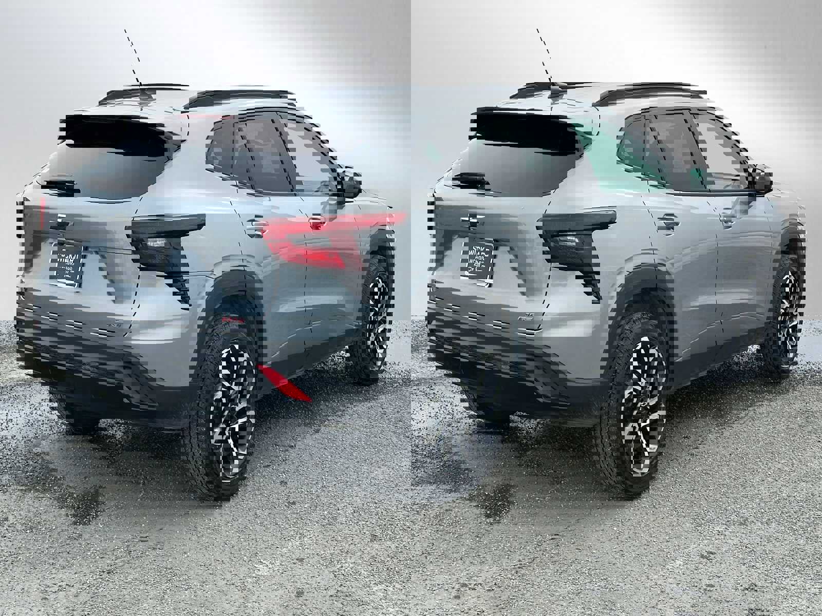 Certified 2024 Chevrolet Trax RS w/ Driver Confidence Package image 3