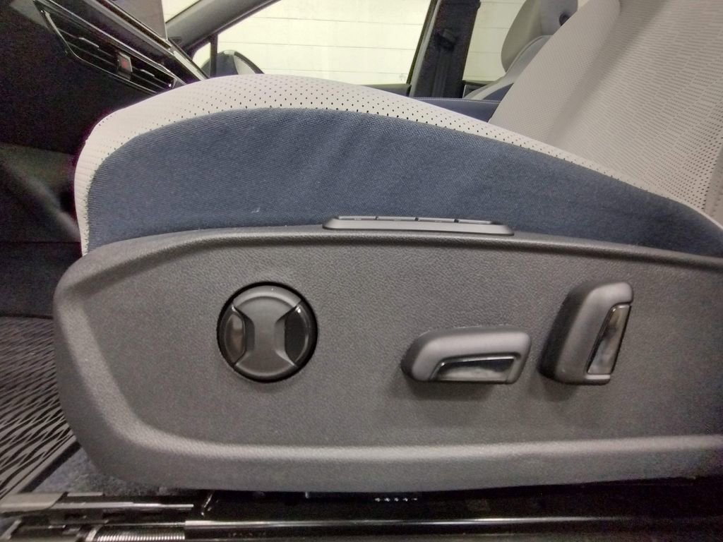 New 2026 Volkswagen ID.4 Pro S image 20