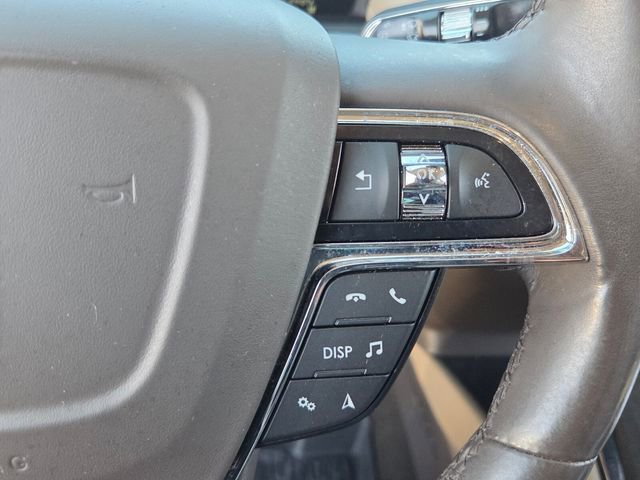 Used 2022 Lincoln Nautilus Reserve w/ Luxury Package image 22