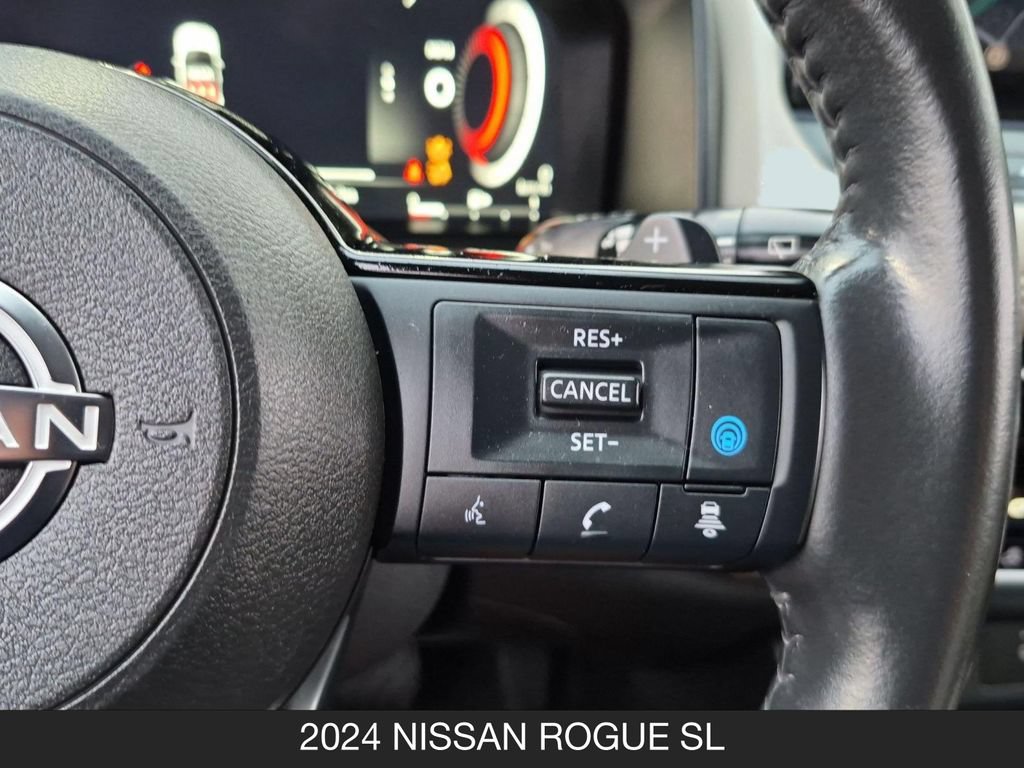 Certified 2024 Nissan Rogue SL FWD image 18