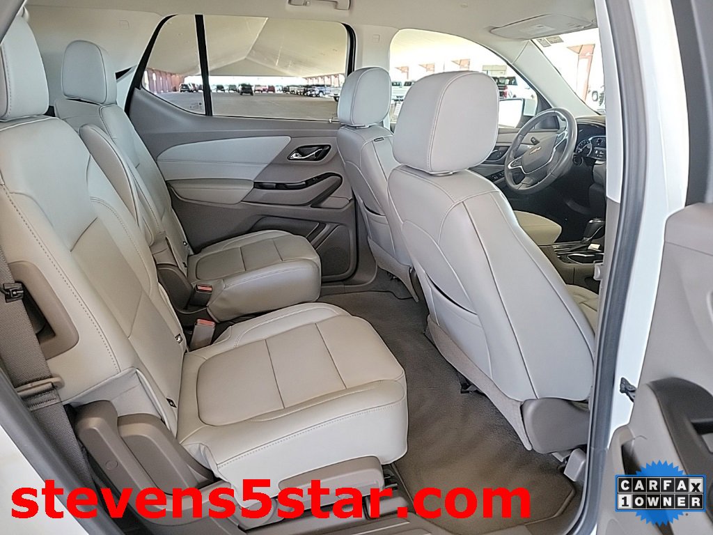 Used 2020 Chevrolet Traverse LT w/ LT Premium Package image 7