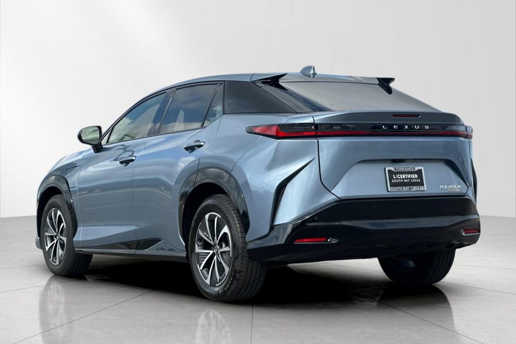 Certified 2023 Lexus RZ 450e Premium w/ Accessory Package (Z1) image 4
