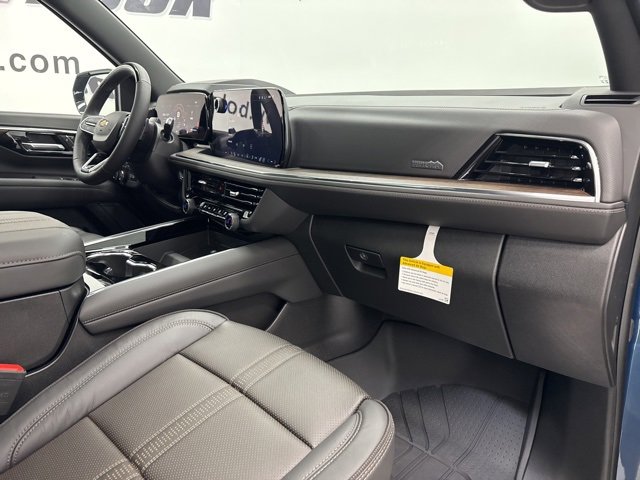 New 2026 Chevrolet Suburban High Country w/ Sun And Tow Package image 35