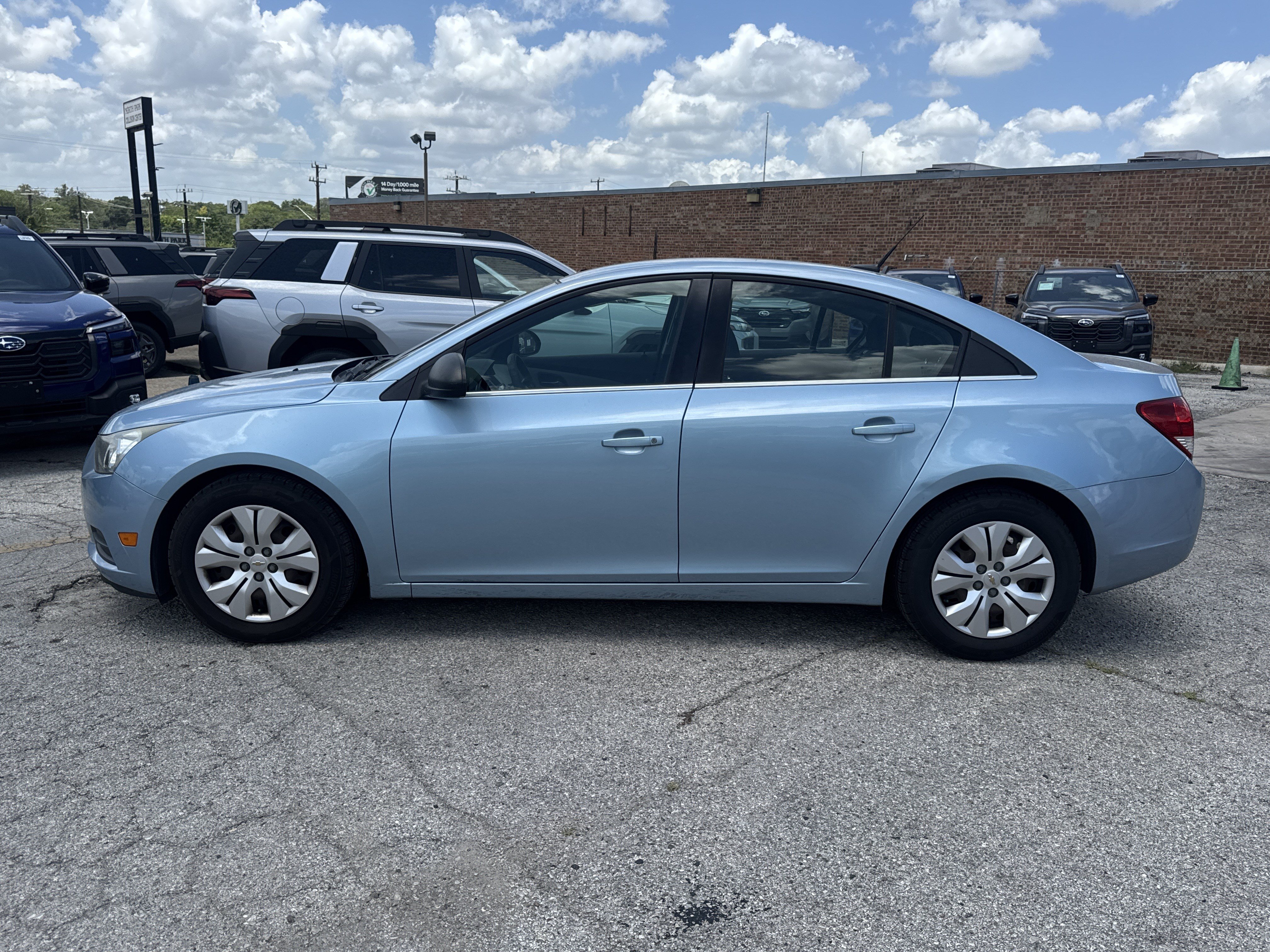 Used 2012 Chevrolet Cruze LS w/ Connectivity Package FWD image 6