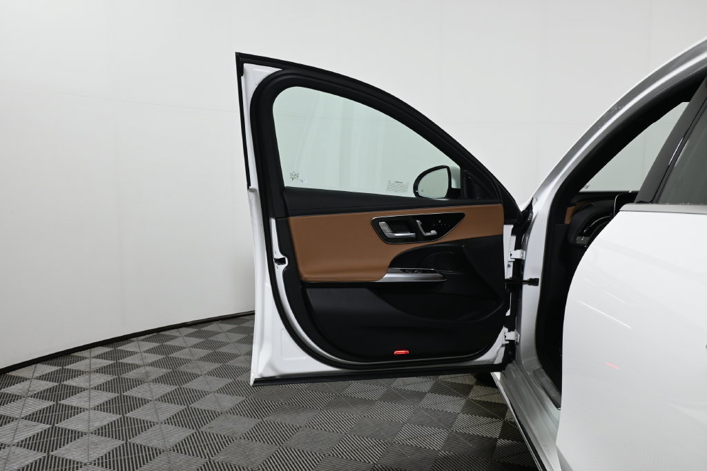 Certified 2026 Mercedes-Benz E 350 4MATIC Sedan image 23