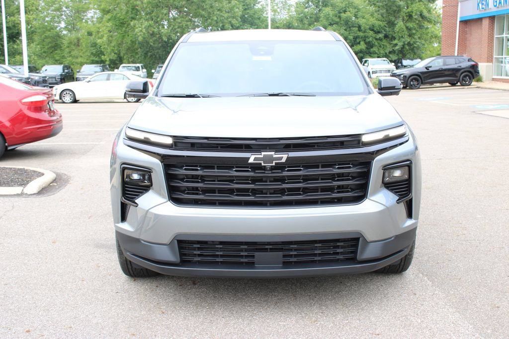 New 2027 Chevrolet Traverse LT w/ Midnight/Sport Edition AWD/4WD image 7