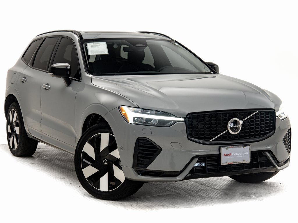 Used 2024 Volvo XC60 T8 Plus image 1
