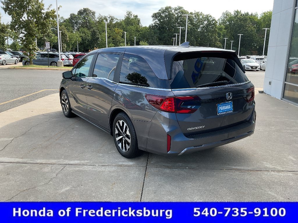 Certified 2026 Honda Odyssey EX-L image 4