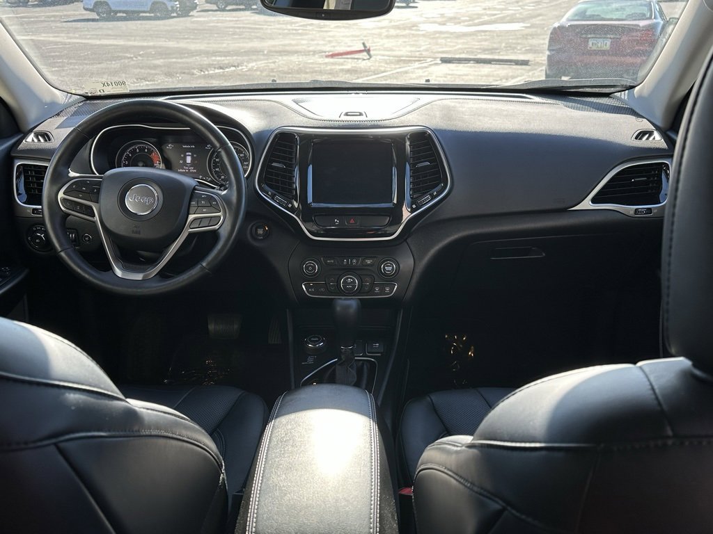 Used 2020 Jeep Cherokee Limited image 19