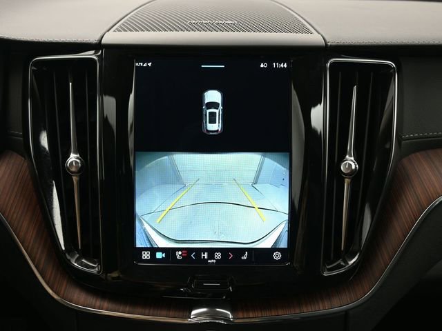 Used 2023 Volvo XC60 B6 Ultimate w/ Protection Package Premier image 22